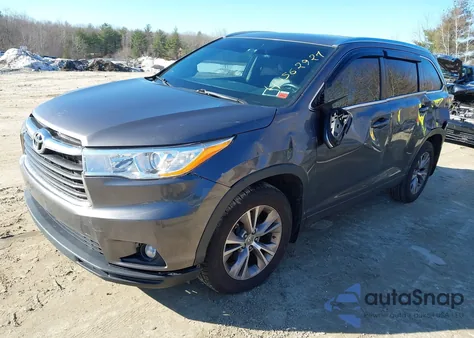 2015 Toyota Highlander Xle V6 from USA, damaged, VIN 5TDJKRFH8FS137824